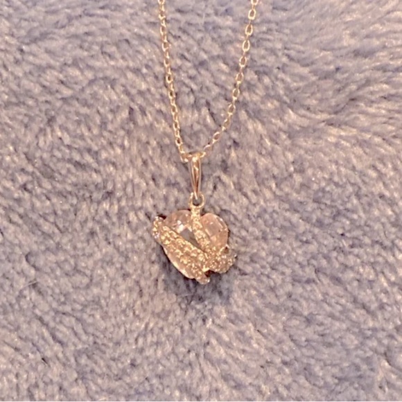 🌟 🩵NWT sparkly heart necklace - Picture 4 of 10